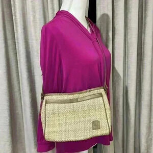 CARRIAGE COURT VINTAGE CROSS BODY BAG